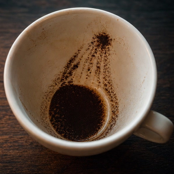 COMET coffee cup symbol photo and tasseography meaning