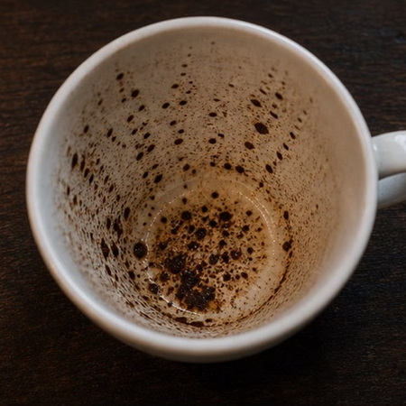 DASHES or DOTS coffee cup symbol photo and tasseography meaning